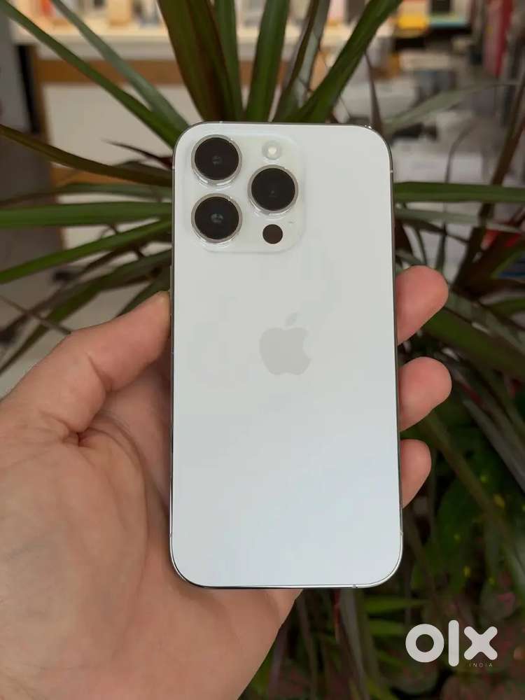 Flash sale on Iphone 14 pro at urgent basis