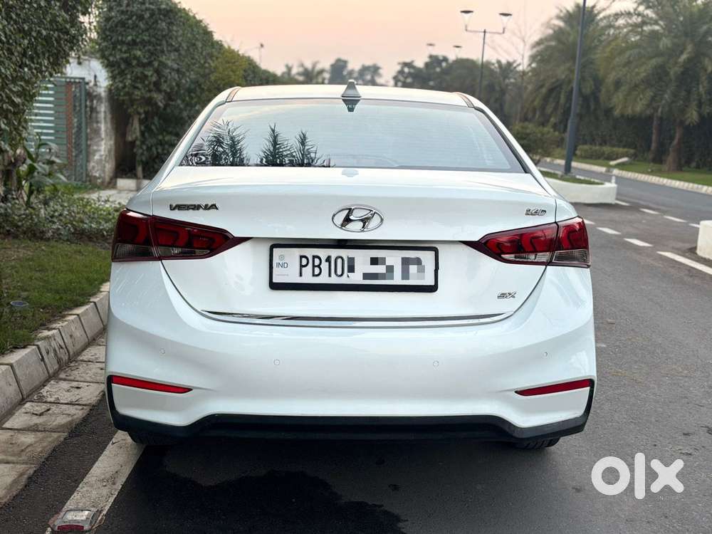Hyundai Verna 1.6 Sx (o) Crdi At, 2018, Diesel