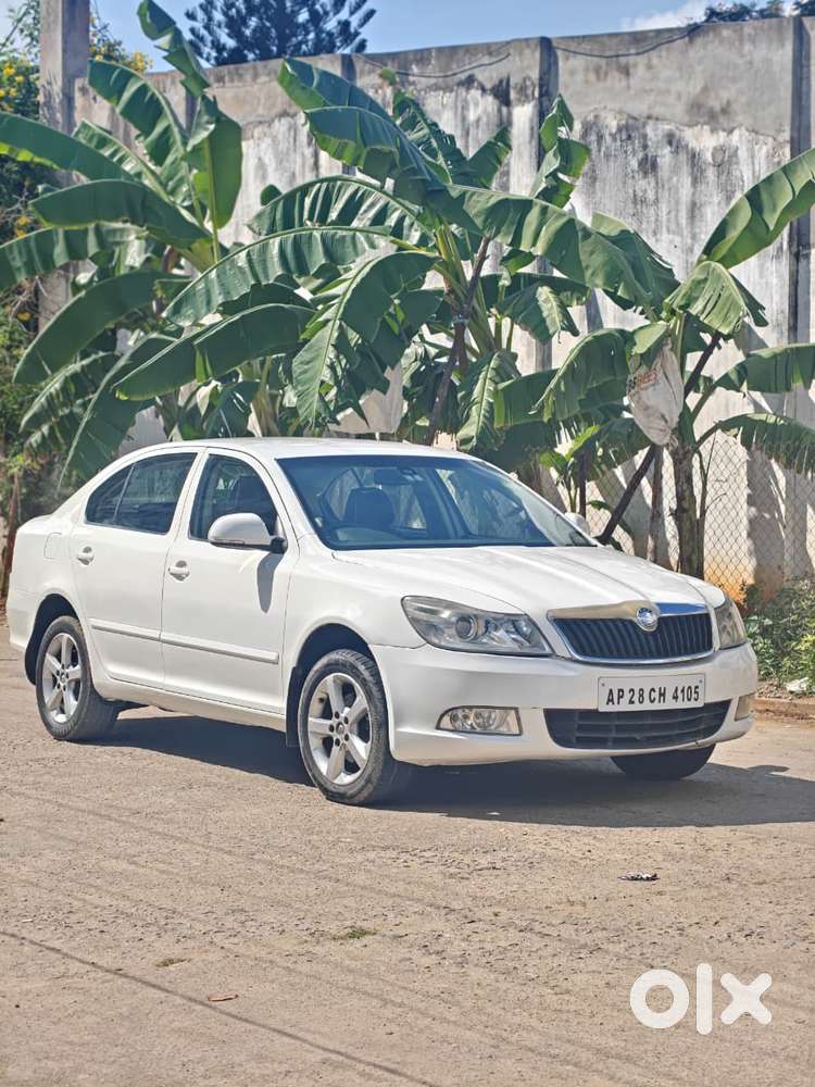 Skoda Laura Elegance 1.9 Tdi Mt, 2012, Diesel