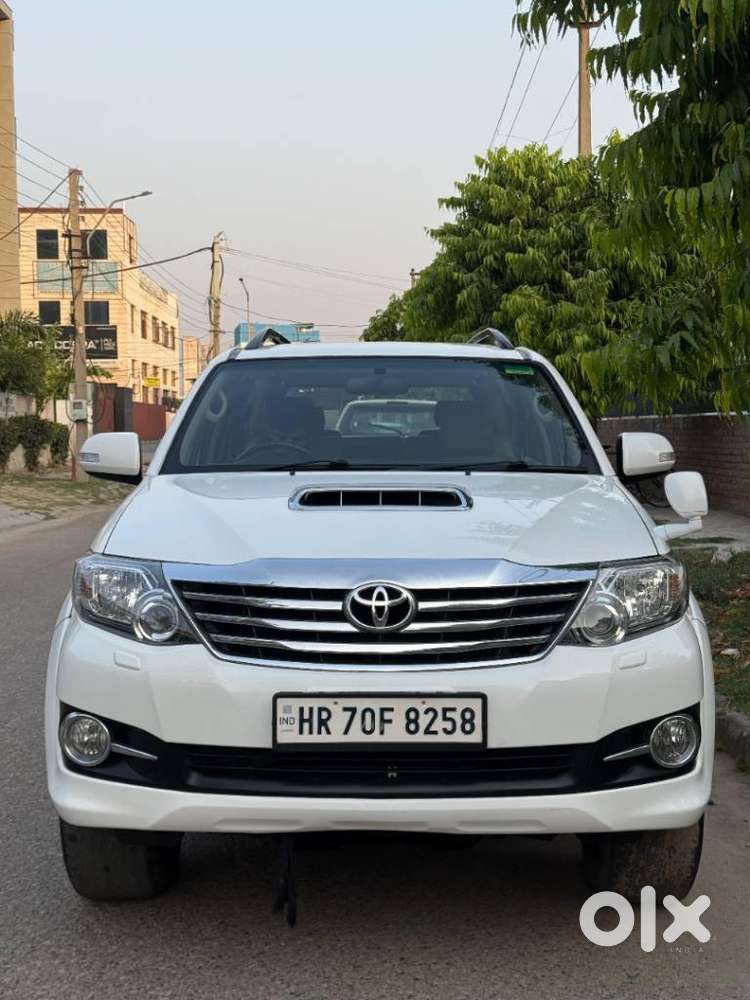 Toyota Fortuner 3.0 4x2 Automatic, 2015, Diesel
