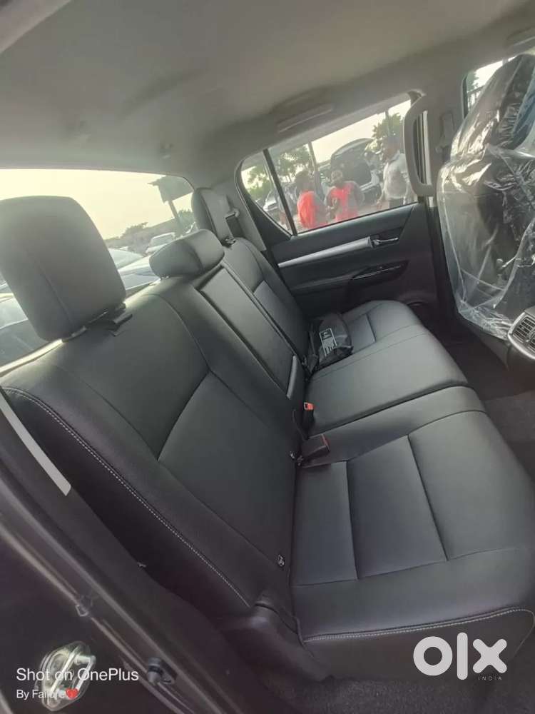 Toyota Hilux 2.8 High 4x4 Mt, 2026, Diesel