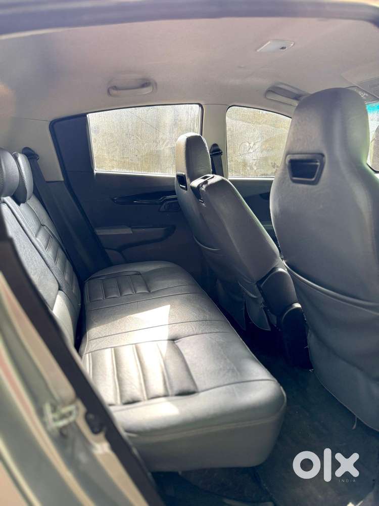 Mahindra Kuv 100 Mfalcon G80 K8, 2017, Petrol