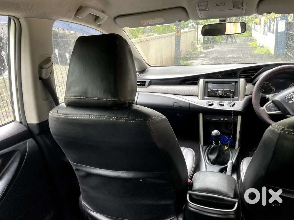 Innova Crysta 2.4 G Mt