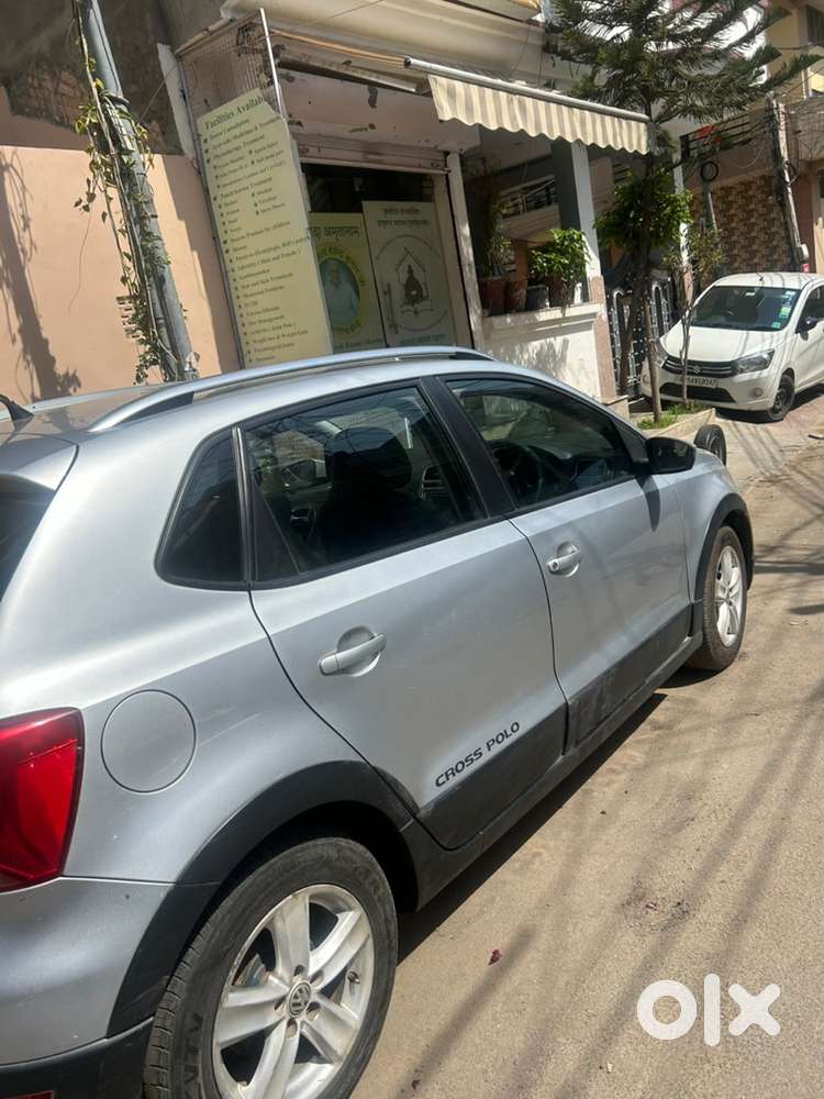 Volkswagen Polo 2015 Diesel 106000 Km Driven