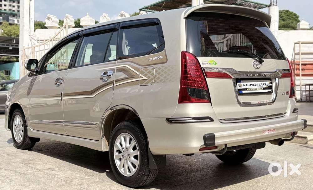 Toyota Innova 2.5 Vx 8 Seater Bs Iv, 2014, Diesel