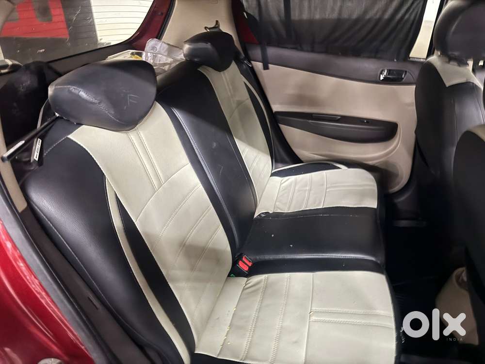 Hyundai I20 Petrol Manual 2010 Year