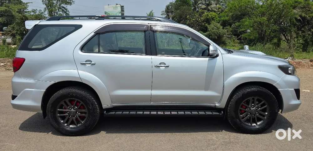 Toyota Fortuner 2014 Diesel 190000 Km Driven. 4×2 Auto.