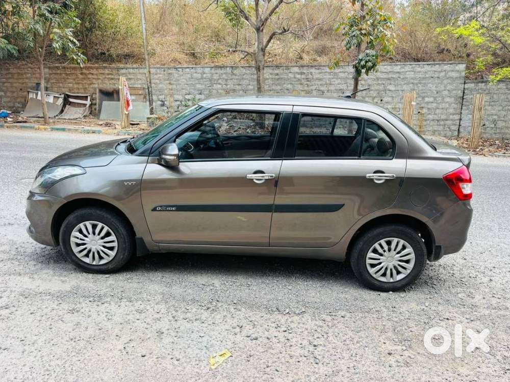 Maruti Suzuki Swift Dzire 1.2 Vxi Bsiv, 2016, Petrol