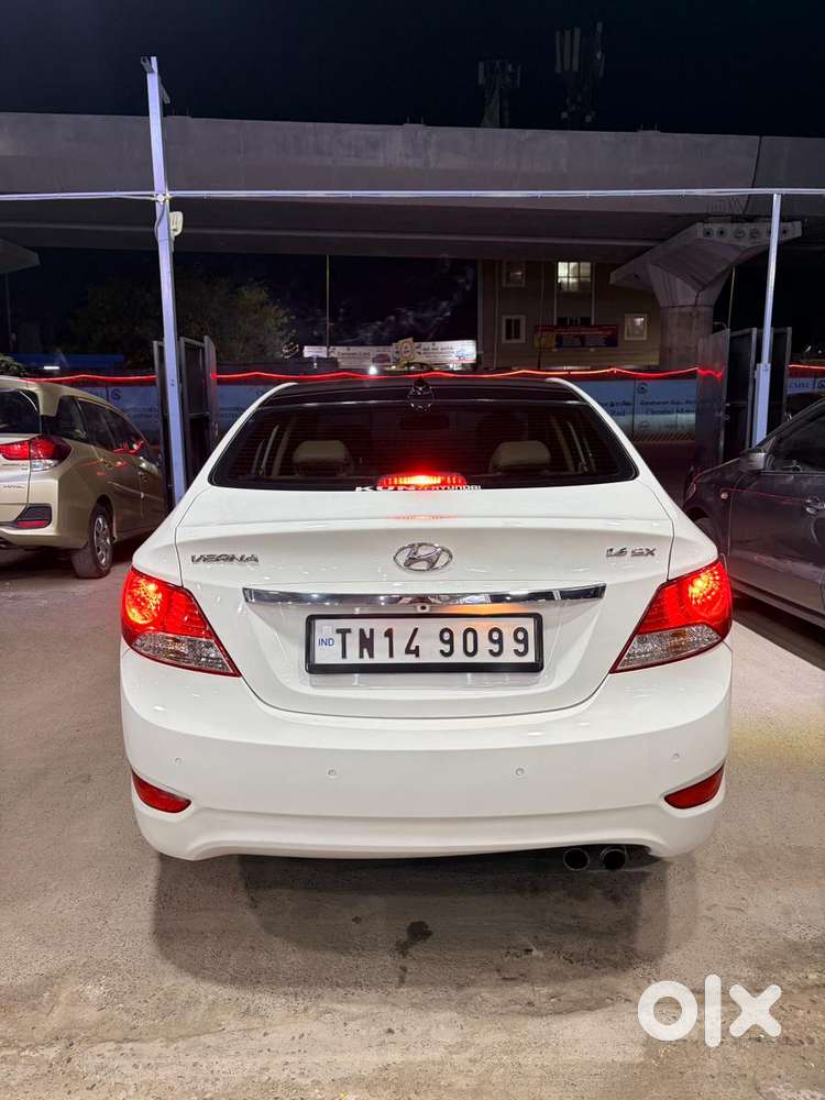 Hyundai Verna 1.5 Sx (o) Diesel At, 2014, Diesel