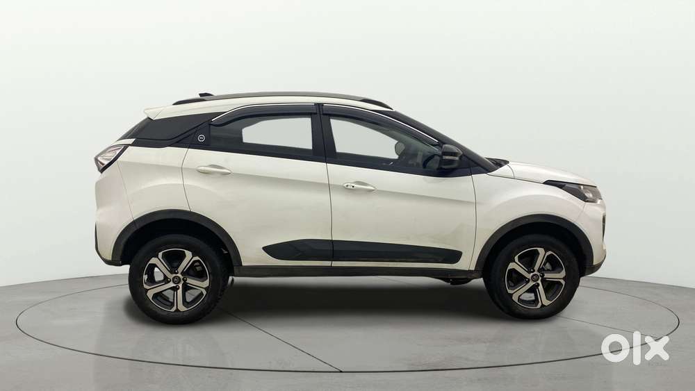 Tata Nexon 1.2 Revotron Xz Plus, 2023, Petrol