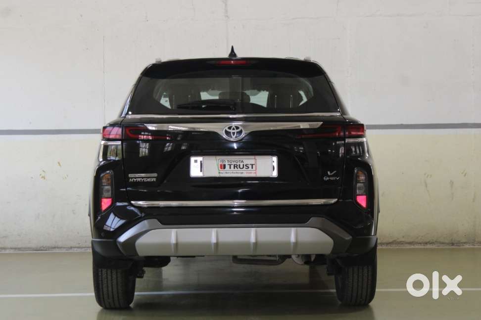 Toyota Urban Cruiser Hyryder 1.5 V Hybrid, 2025, Petrol