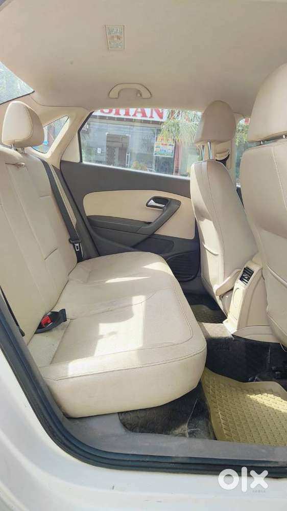 Volkswagen Vento 2010-2013 Petrol Highline, 2013, Petrol