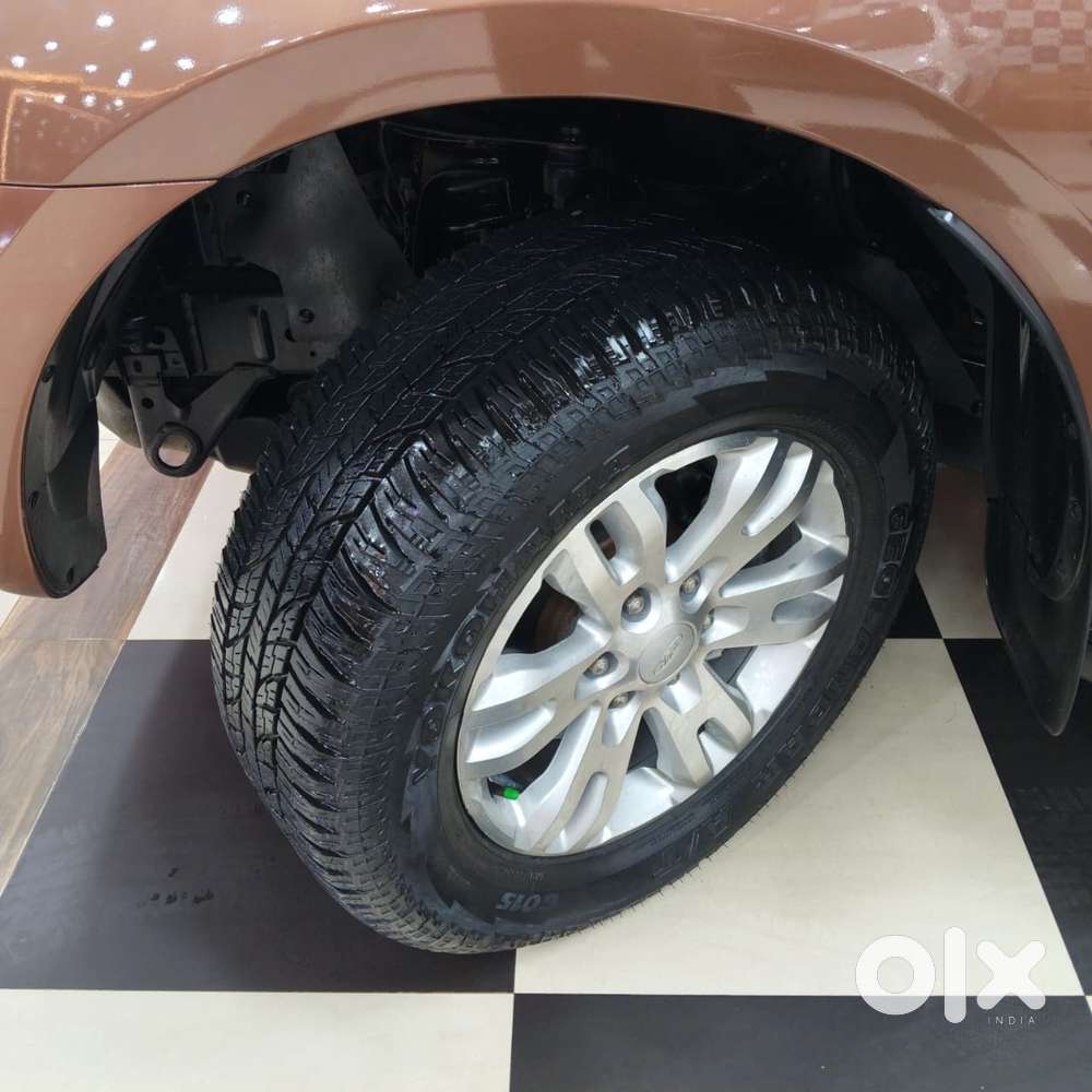Ford Endeavour 2.2 Trend At 4x2, 2016, Diesel
