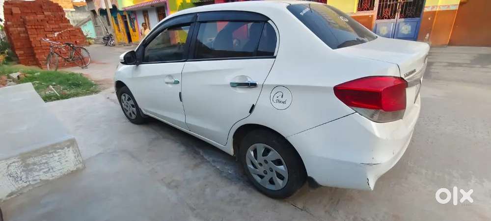 Honda Amaze 2nd Gen 2015 Diesel 158000 Km Driven