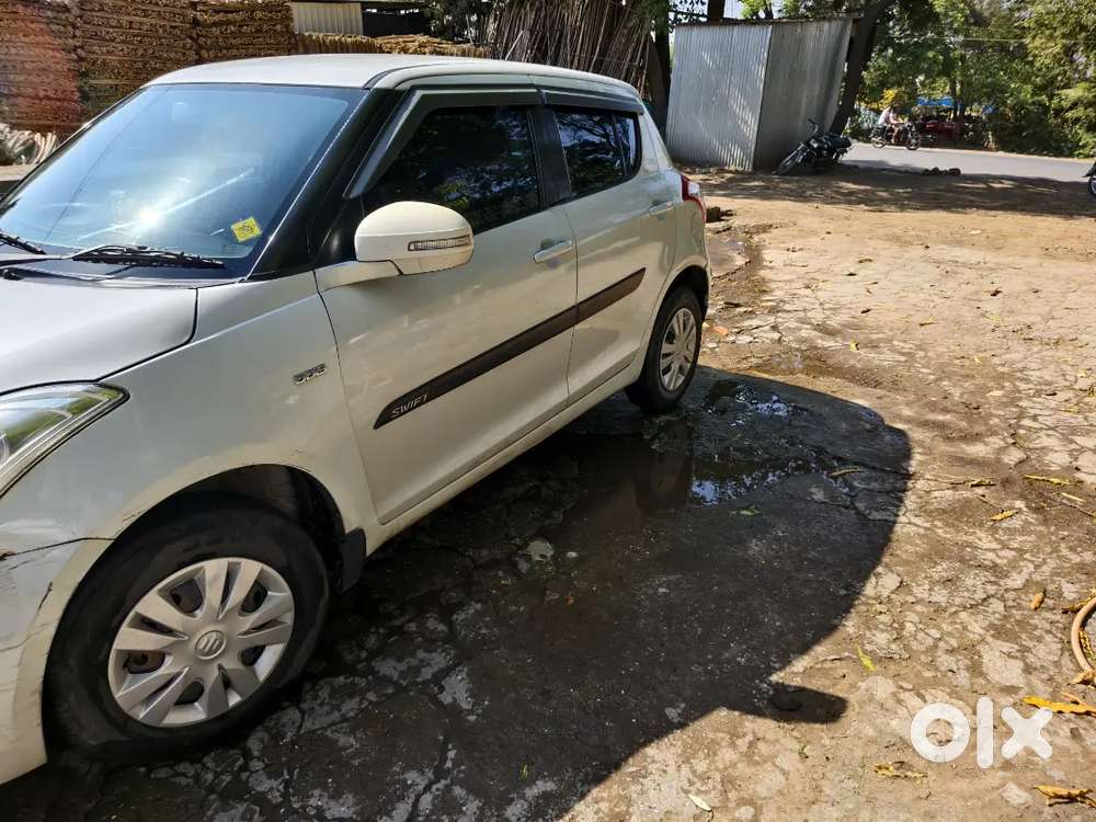 Maruti Suzuki Swift 2013 Diesel 118000 Km Driven