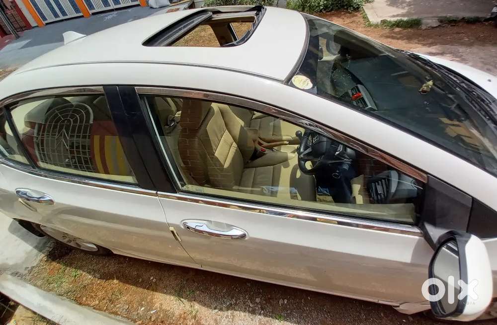 Honda City Ivtec Topend Sunroof Petrol Infotainment System
