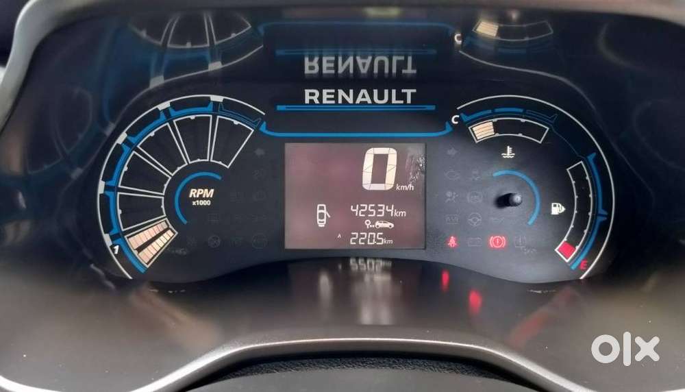Renault Triber Rxl, 2022, Petrol