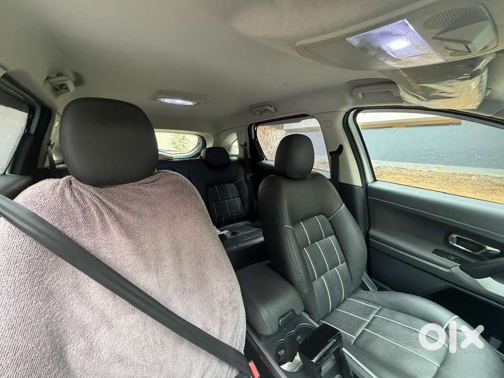 Well Maintained 2021 Tata Harrier Diesel Manual Transmission