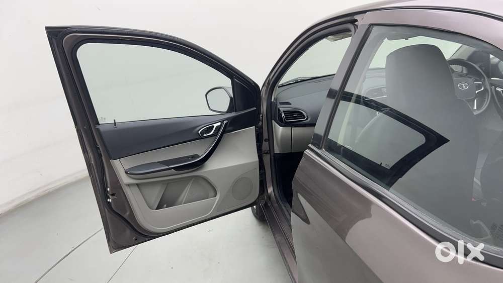 Tata Tiago Xz, 2017, Petrol