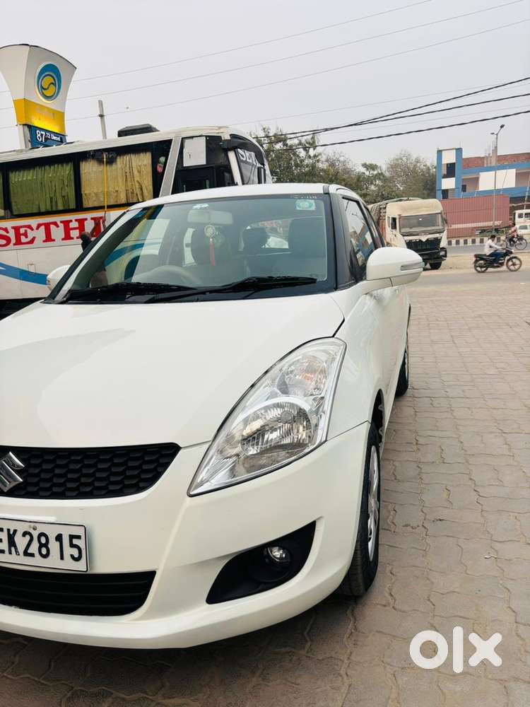 Maruti Suzuki Swift 1.2 Vxi (o), 2012, Petrol