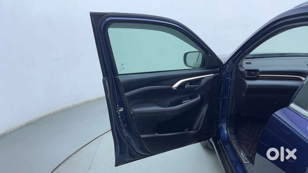 Maruti Suzuki Grand Vitara 1.5 Zeta Plus Intelligent Hybrid Ecvt, 20..