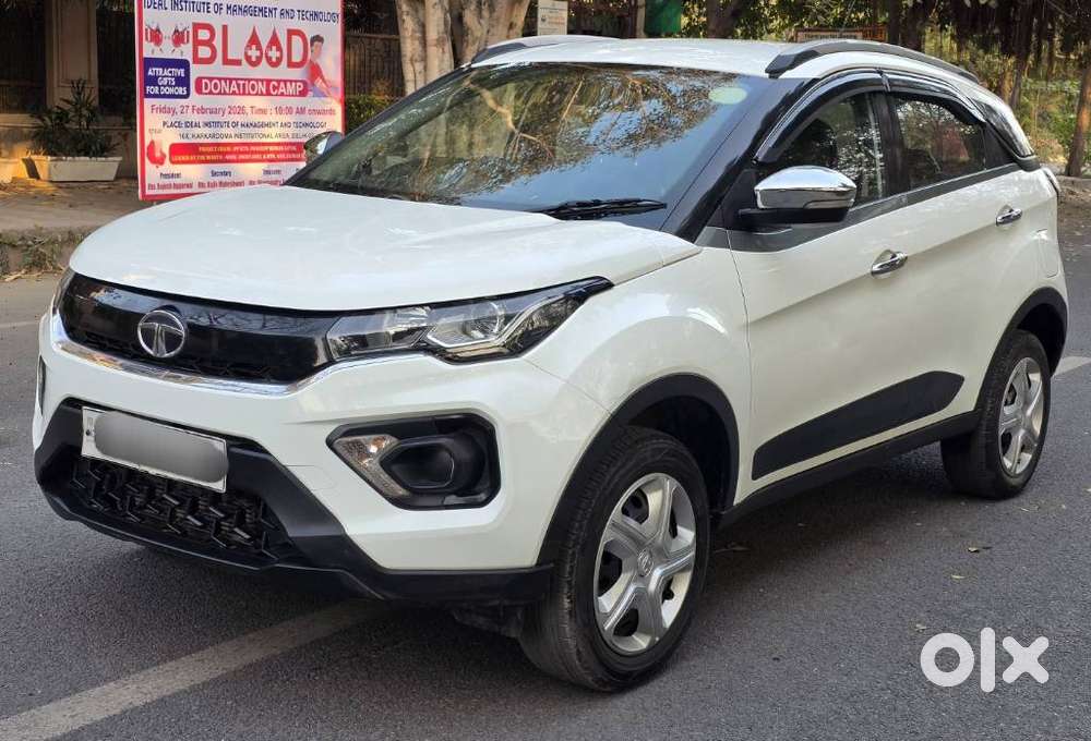 Tata Nexon 1.2 Revotron Xm, 2020, Petrol