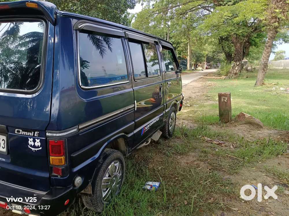 Maruti Suzuki Omni 2017 Petrol Well Maintained