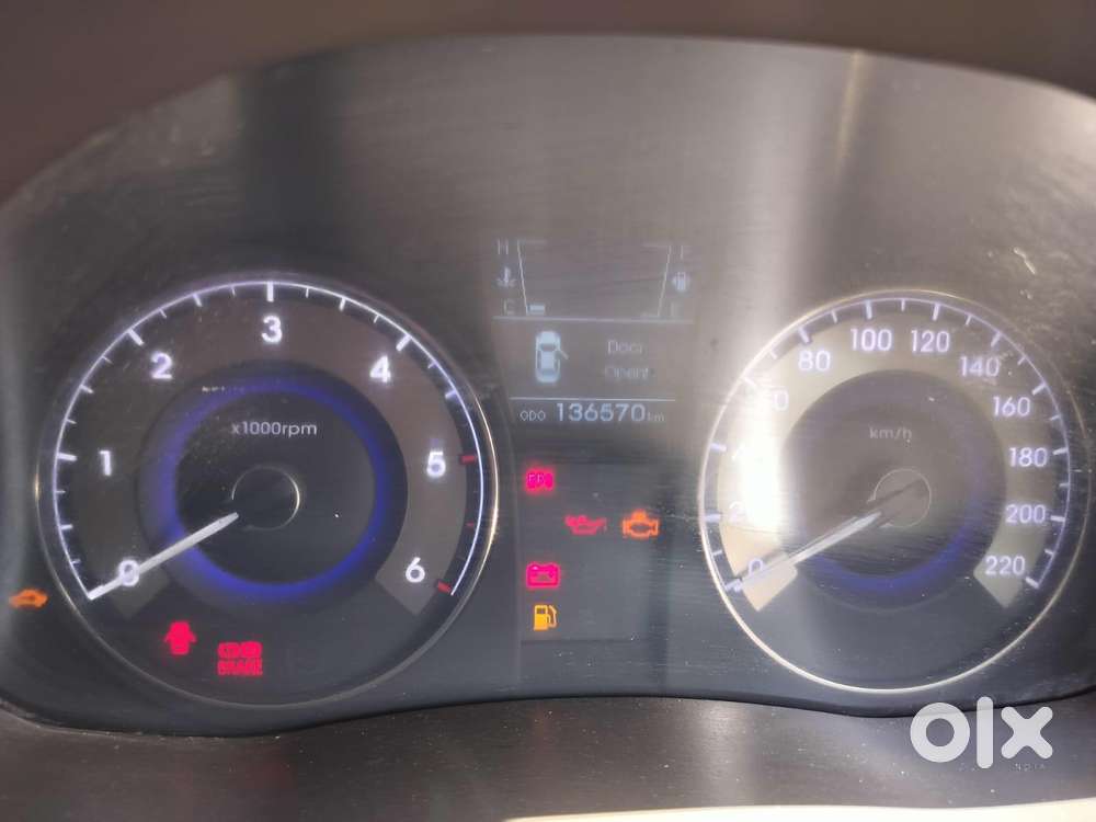 Hyundai Verna Fluidic 1.6 Crdi Sx Opt, 2012, Diesel