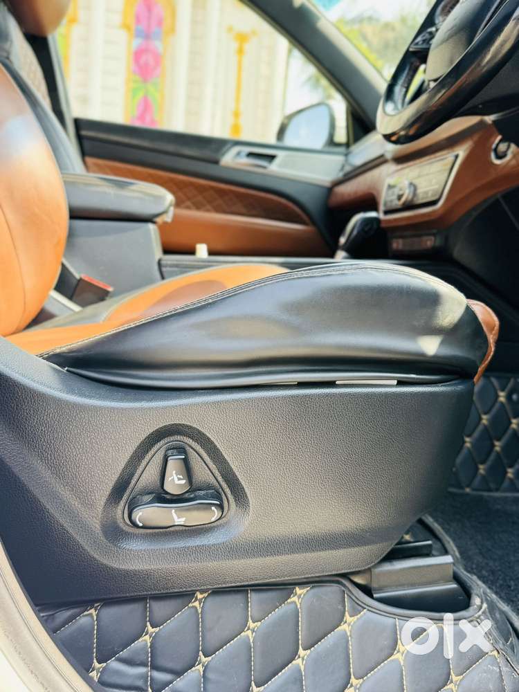 Mahindra Alturas G4 4x4 At, 2020, Diesel