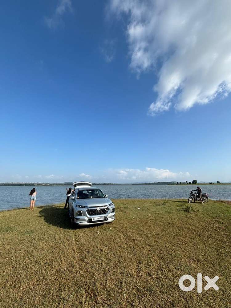 Maruti Suzuki Grand Vitara 2023 Petrol Well Maintained