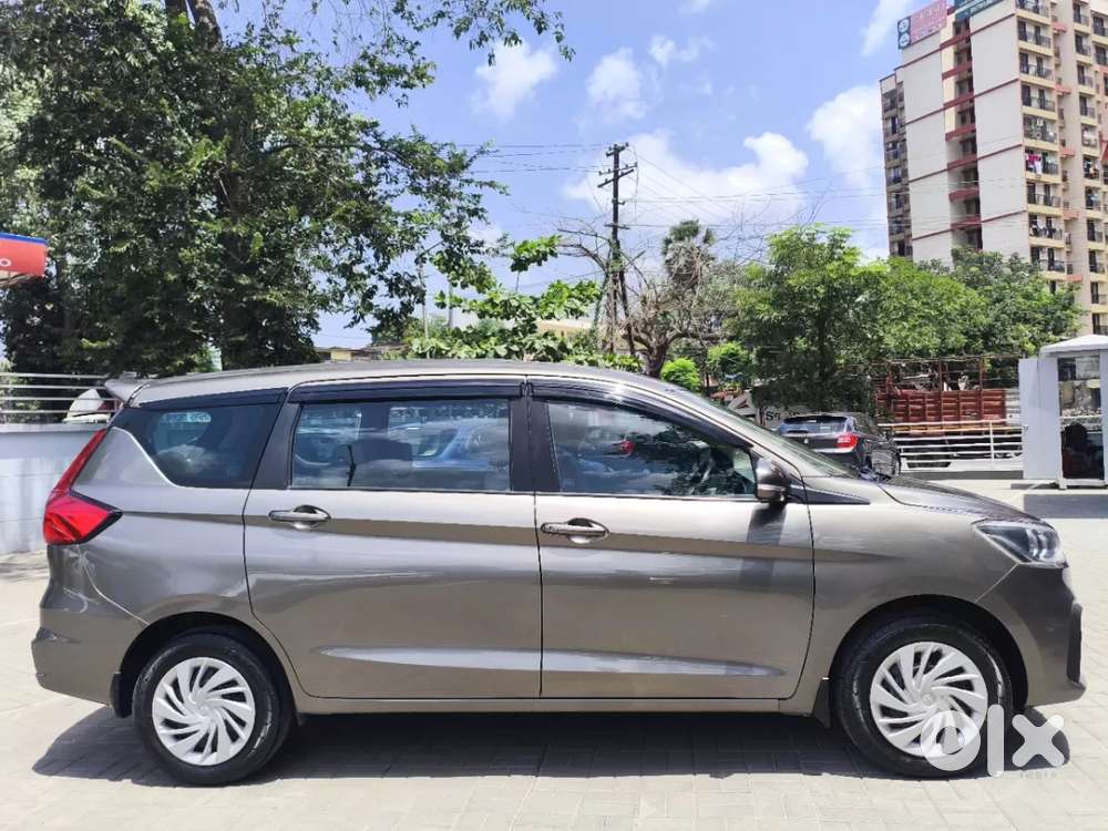 Maruti Suzuki Ertiga Vxi Cng, 2024, Cng & Hybrids