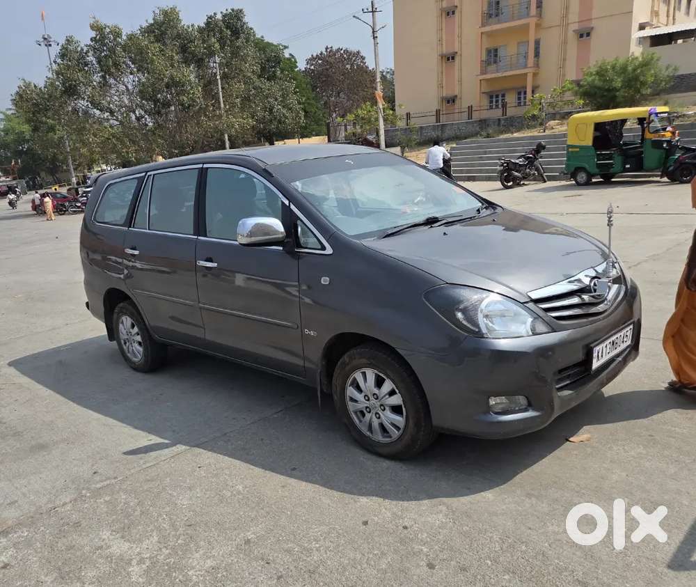 Toyota Innova Vx Model