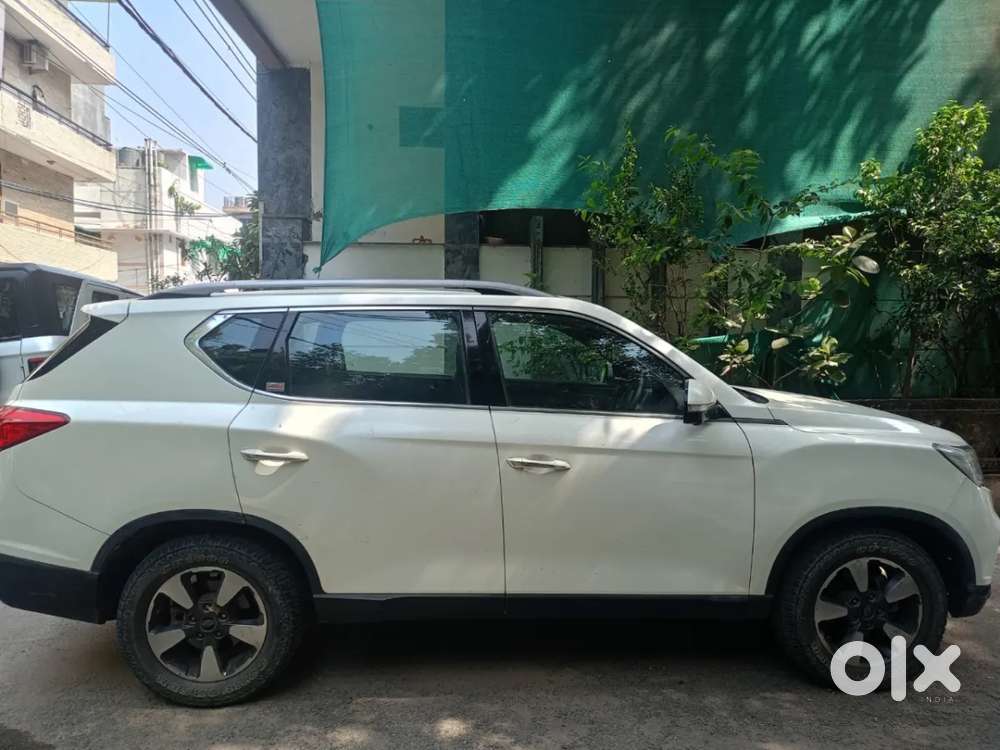 Mahindra Alturas G4 4wd At, 2019, Diesel