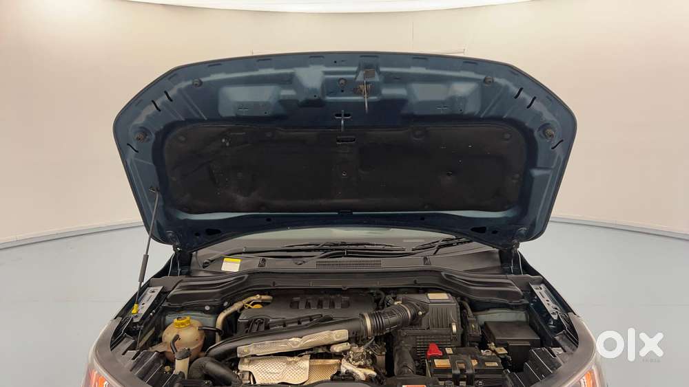 Mahindra Xuv300 W8 Diesel, 2023, Diesel