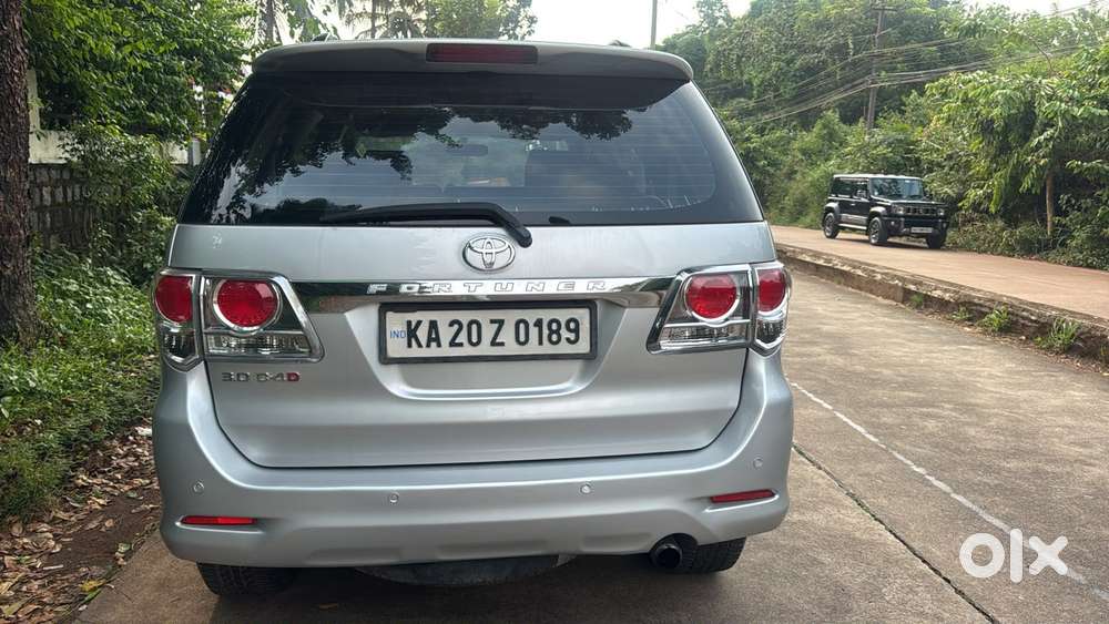 Toyota Fortuner 4x2 Manual, 2012, Diesel