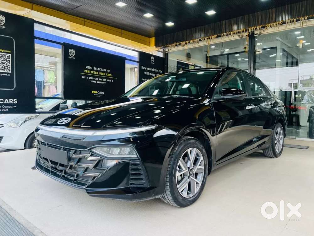 Hyundai Verna 1.5 Mpi Mt Sx (o), 2023, Petrol