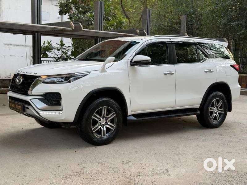 Toyota Fortuner 4x2 At 2.7 Petrol, 2022, Petrol