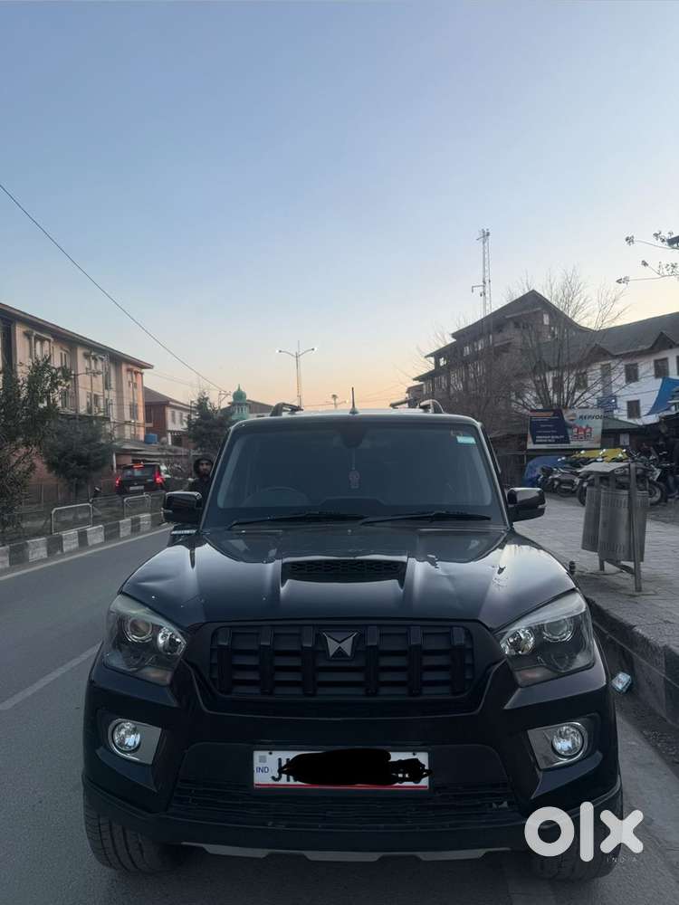 Mahindra Scorpio 2018 Diesel Well Maintained