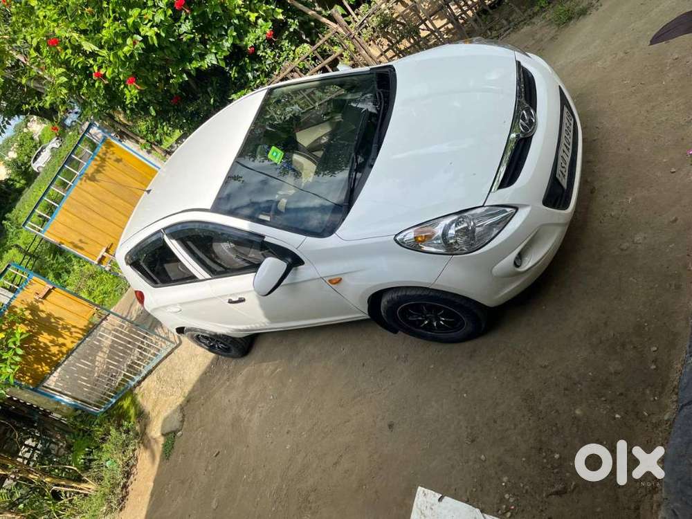 Hyundai I20 2011 Petrol 70000 Km Driven