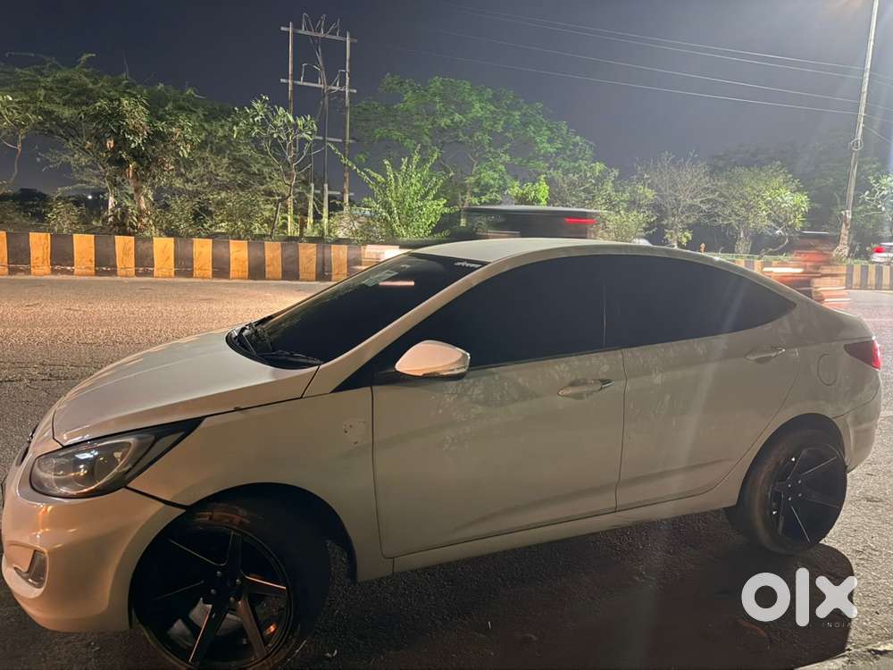 Hyundai Fluidic Verna 2014 Petrol 69000 Km Driven