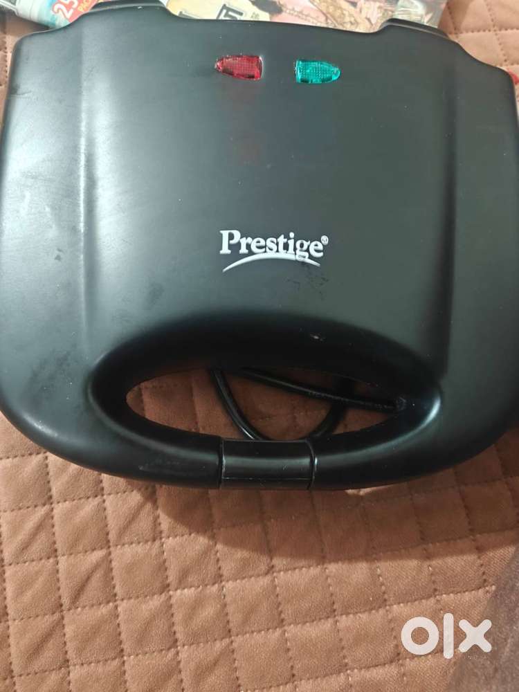Prestige waffle maker