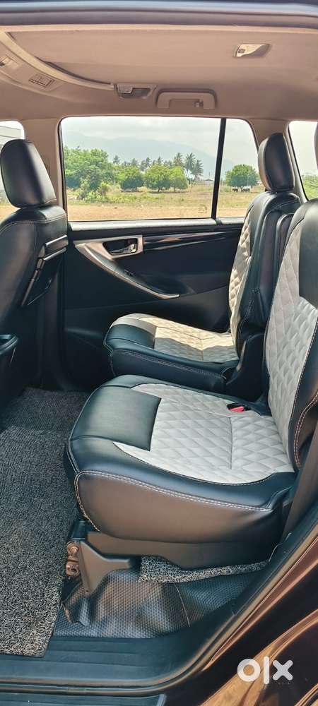 Toyota Innova Crysta 2.4 Vx Mt, 2017, Diesel