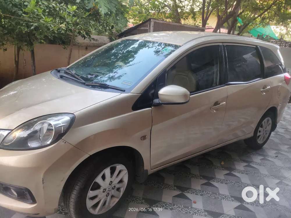 Honda Mobilio 2014 Diesel Well Maintained