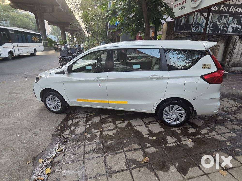 Maruti Suzuki Ertiga Vxi Cng, 2023