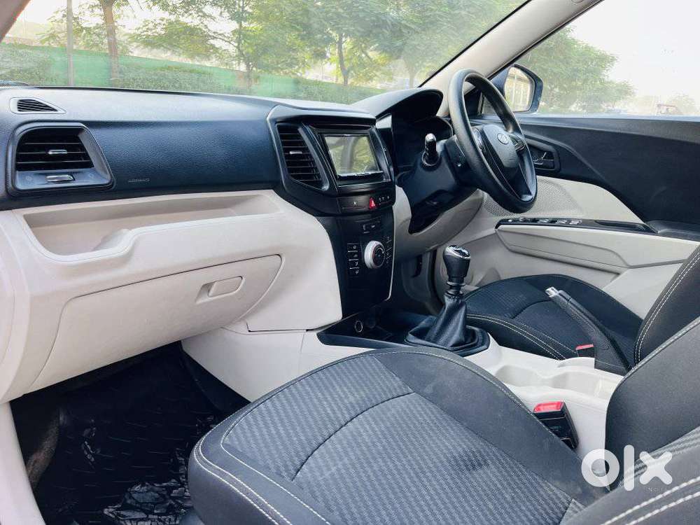 Mahindra Xuv300 W4, 2022, Petrol