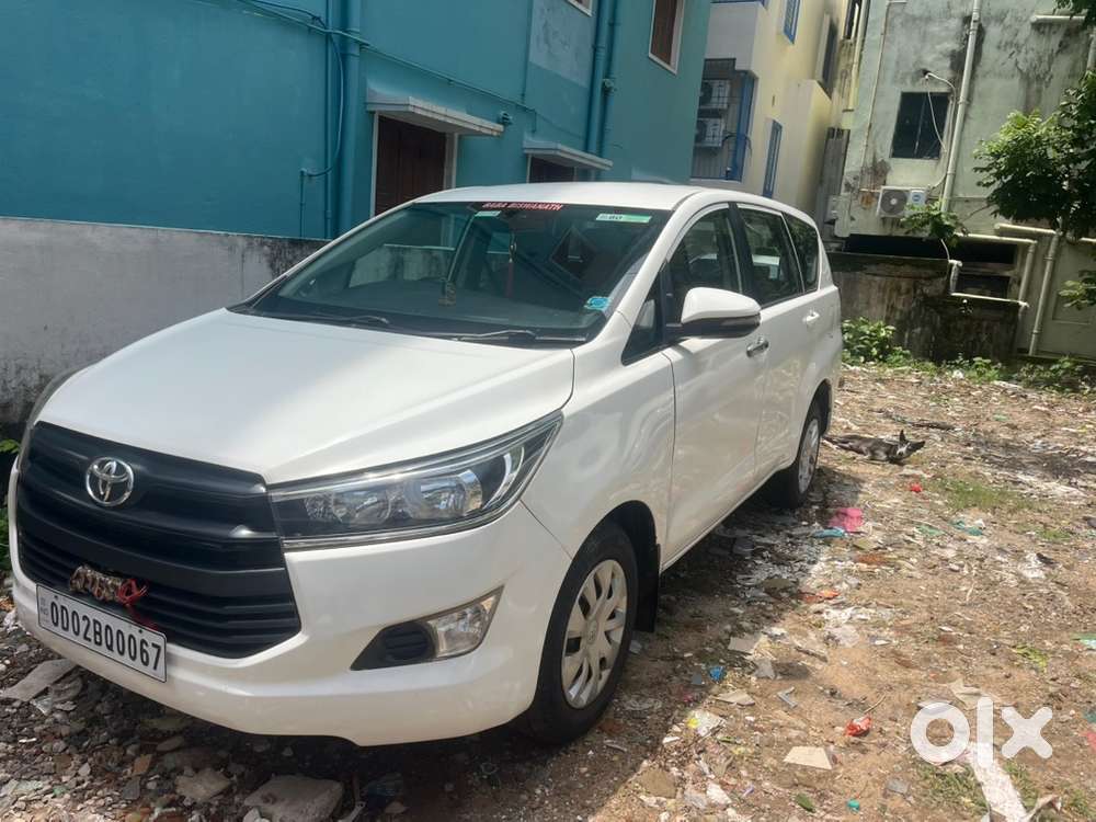 Toyota Innova Crysta 2021