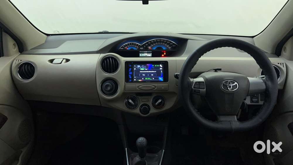 Toyota Etios Liva Vx, 2016, Petrol