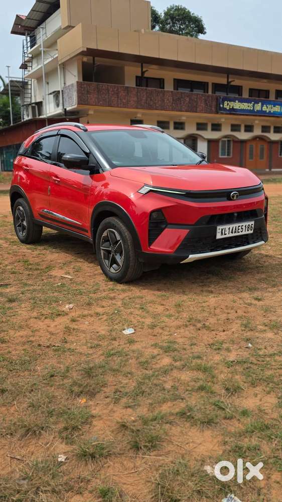 Tata Nexon Creative Plus 1.2 Petrol 6mt Dark Edition, 2024, Petrol