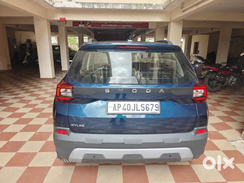 Skoda Kylaq Signature Plus Lava Blue Driven Only 4800