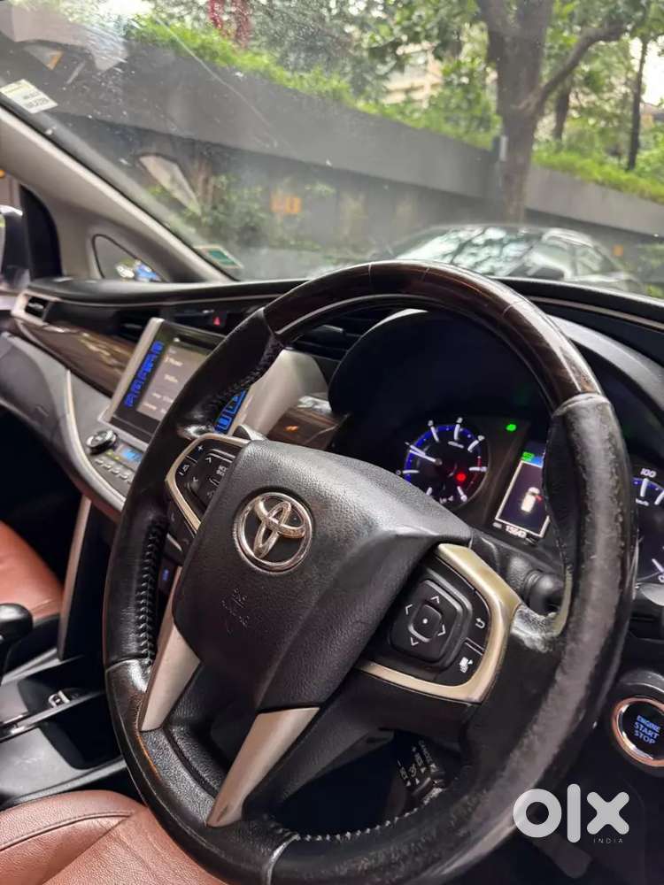 Innova Crysta Z Automatic
